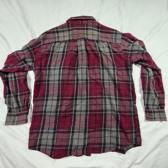 St. Johns Bay Mens XLT Red Plaid Flannel Long Sleeve Button Up Shirt Winter Warm - Picture 2 of 10